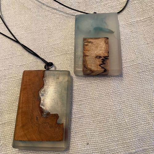 Schmuck aus Epoxidharz
